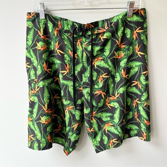 Brooklyn Cloth bird of paradise men’s drawstring board shorts - Picture 1 of 9